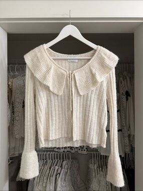 OLD NAVY Softest Oatmeal Cream Ruffled Collar Knit Bell Sleeve Cardigan MEDIUM